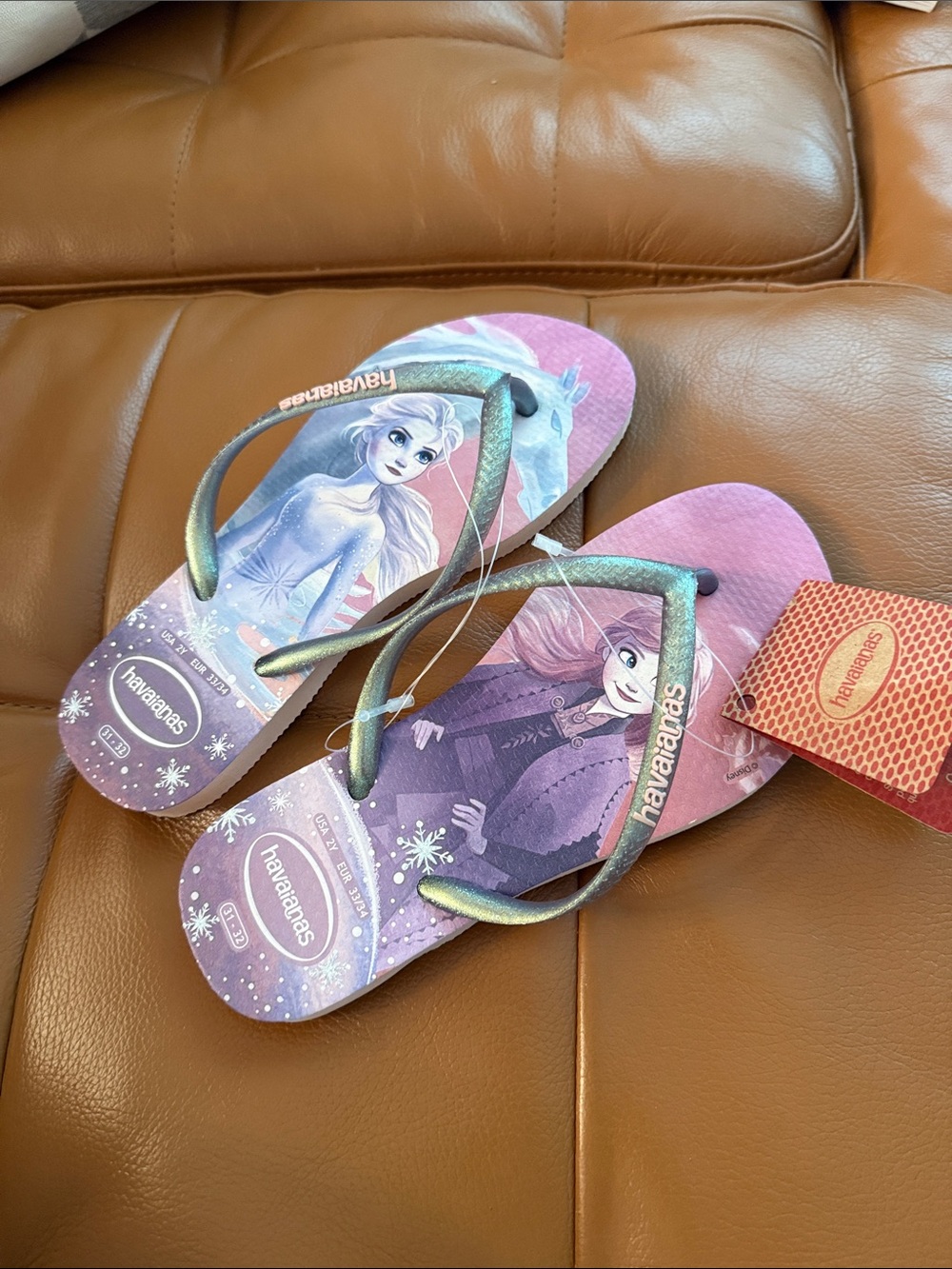 Havaianas Girls Frozen Character Flip Flops - Purple with Pink Accents